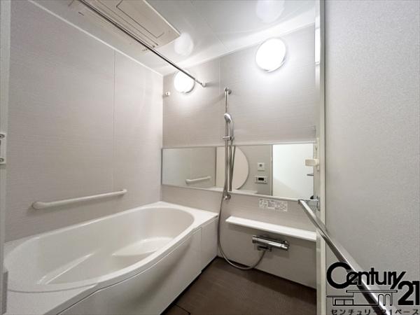 エスリード高田駅前　バス　ゆったりサイズの浴室です！
